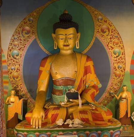 Le Bouddha et les grands Bouddha